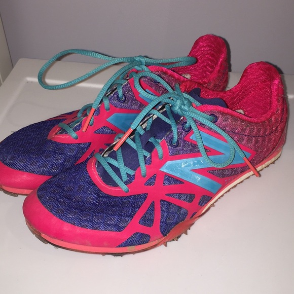middle distance shoes